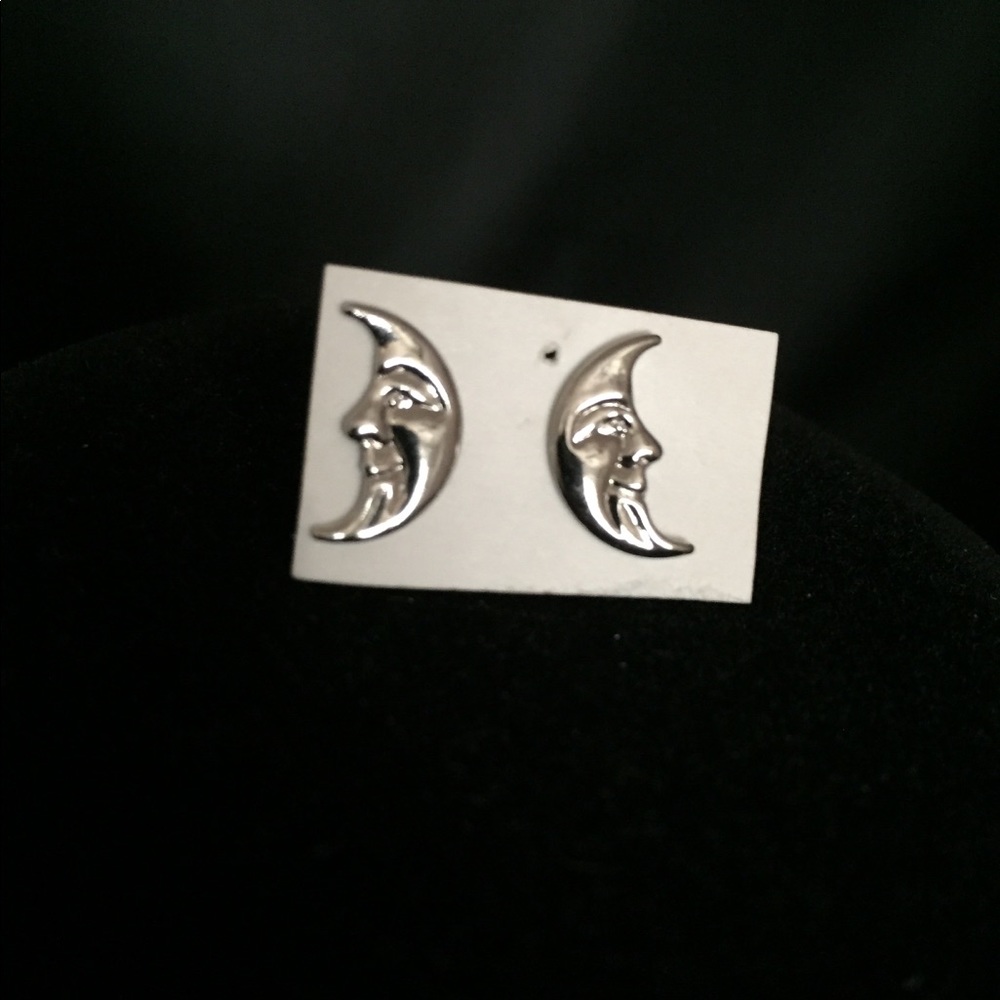 Vintage Crescent Moon Silver Earrings